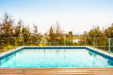 Cost of Glass Pool Fence Repair in Wright, FL